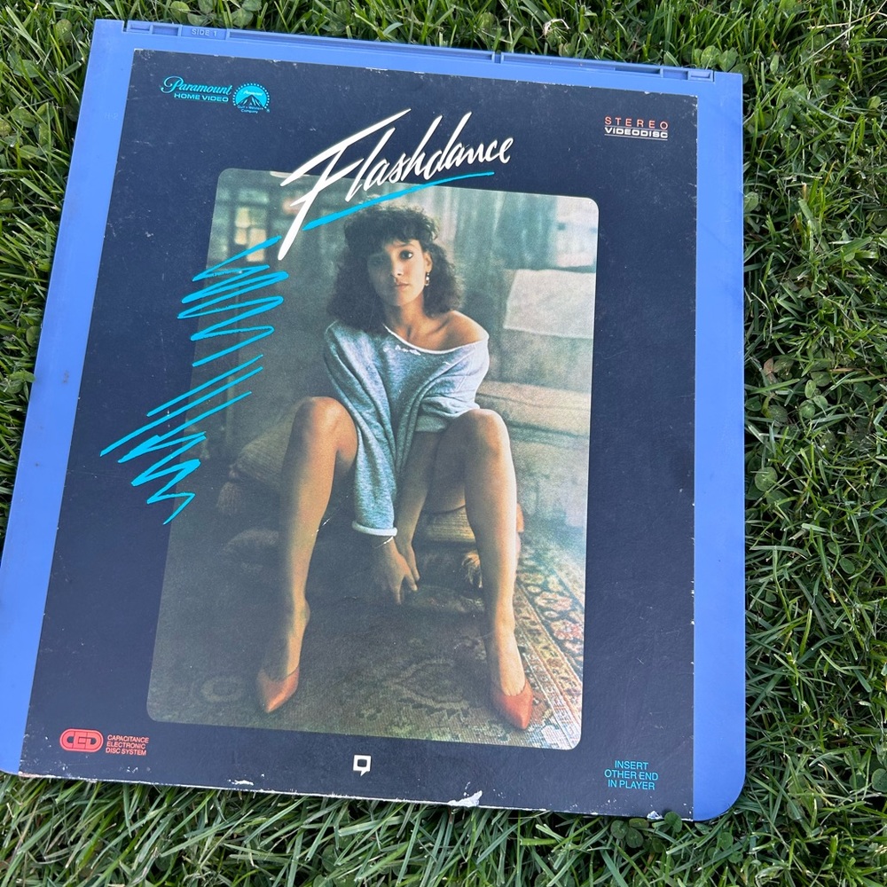 Flashdance (1983) CED Videodisc/RCA SelectaVision (Jennifer Beals/Michael Nouri)